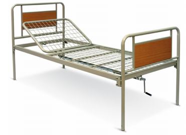 Letto in ferro dotato di rete metallica a un movimento. Portata: 135 kg Carico massimo di sicuro utilizzo: 180 kg