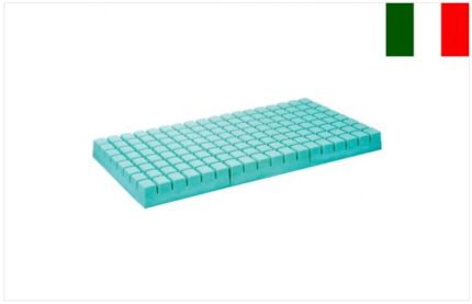Materasso antidecubito in poliuretano espanso ventilato. Si tratta di una superficie antidecubito statica che trova applicazione nel settore degli ausili per la prevenzione delle lesioni da decubito per pazienti a basso rischio (secondo scala NORTON) e pe